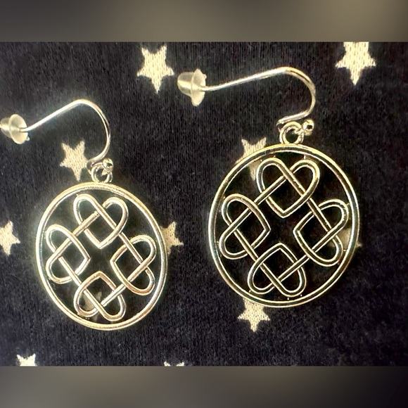 Vintage -Uniquely Carved Silver Dangle Earrings - Picture 2 of 3